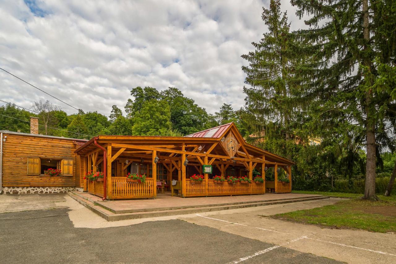 利皮查酒店和餐厅 Szilvásvárad 外观 照片